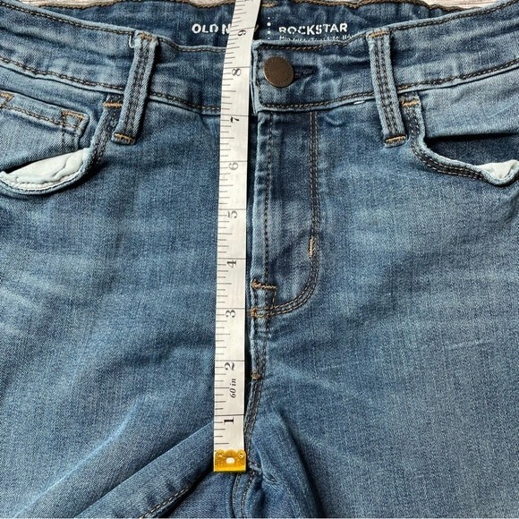 Old Navy Rockstar Skinny Leg Ripped Knee Mid Rise Jeans 4 Regular Stretch Denim - Picture 10 of 11